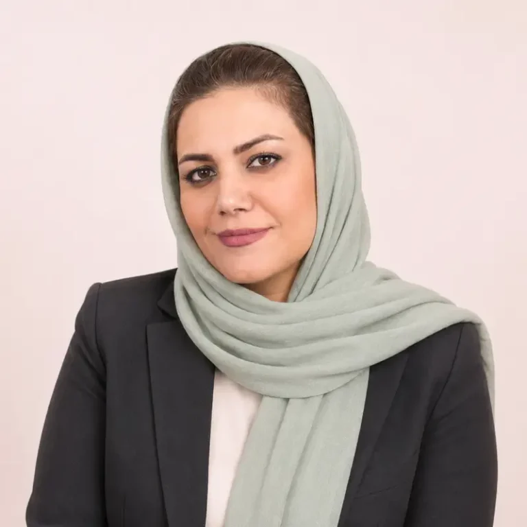 دکتر غزاله انعمی | روان‌درمانگر کلینیک روانشناختی رستا